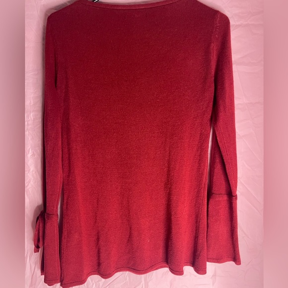 Roz & Ali women’s small red sweater with flowey arms with bows - Picture 5 of 6